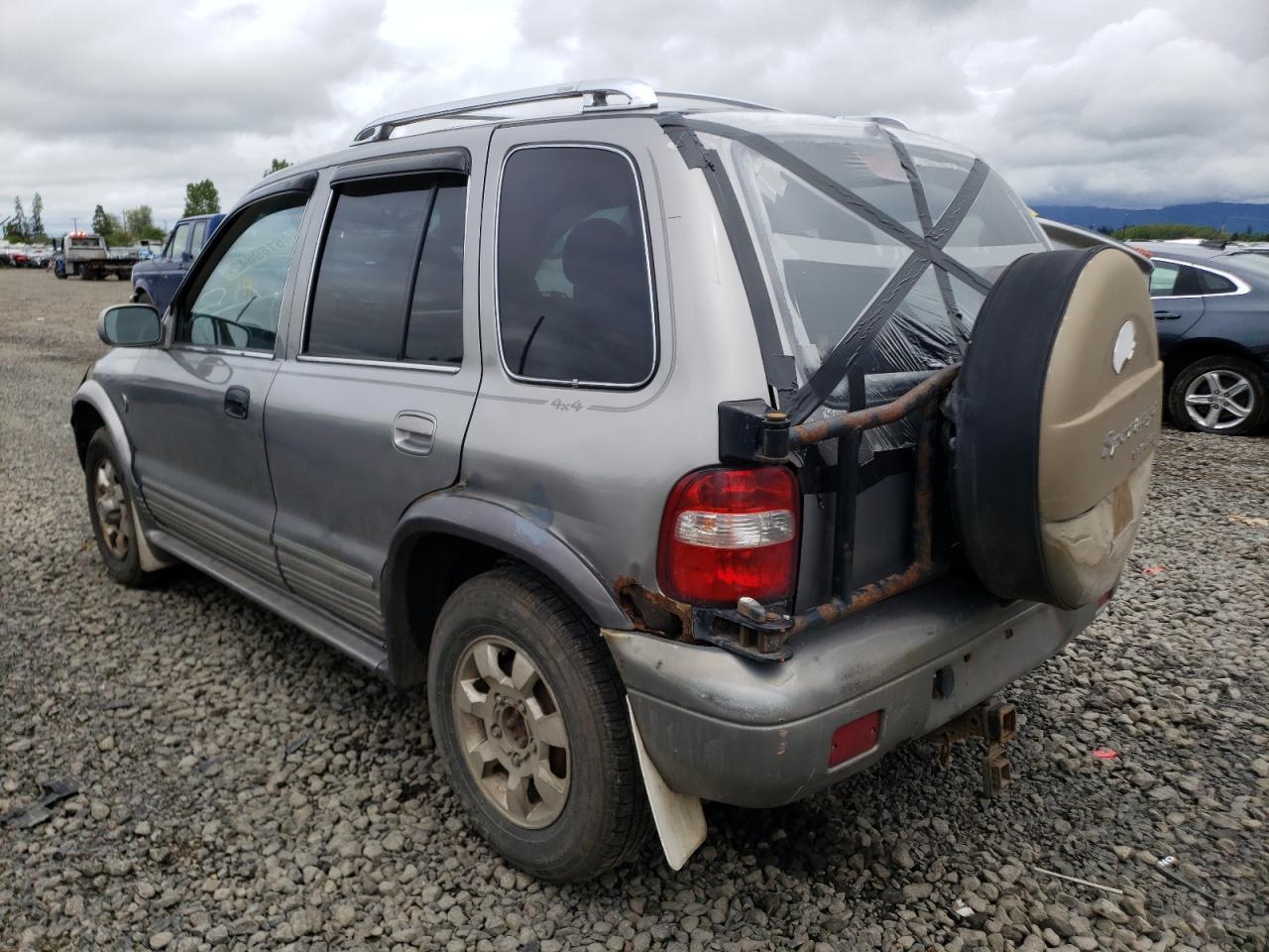 Photo 3 from auction – 2001 KIA SPORTAGE with VIN KNDJA723115044403