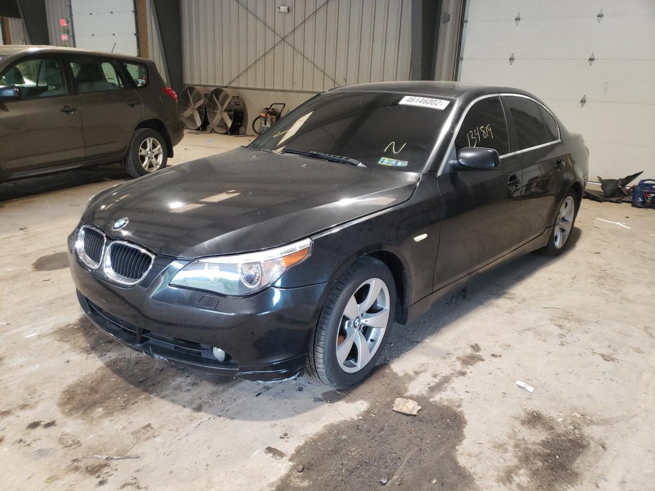 Photo 2 from auction – 2004 BMW 530 I with VIN WBANA73594B062040