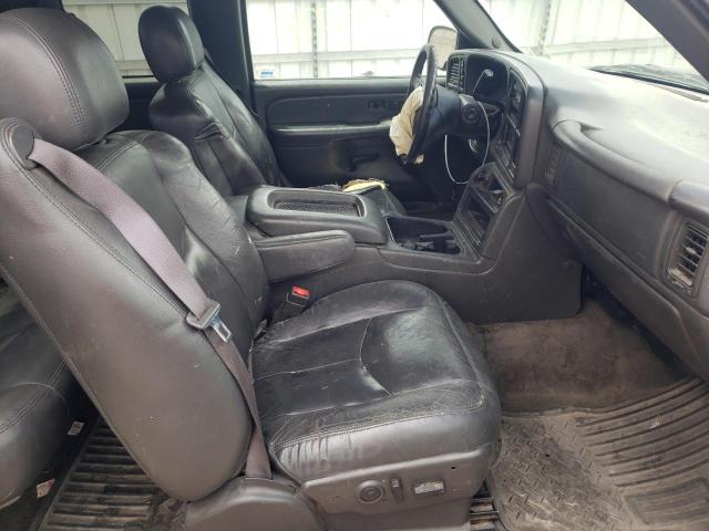 Photo 5 from auction – 2004 CHEVROLET SILVERADO with VIN 2GCEK19T841101445