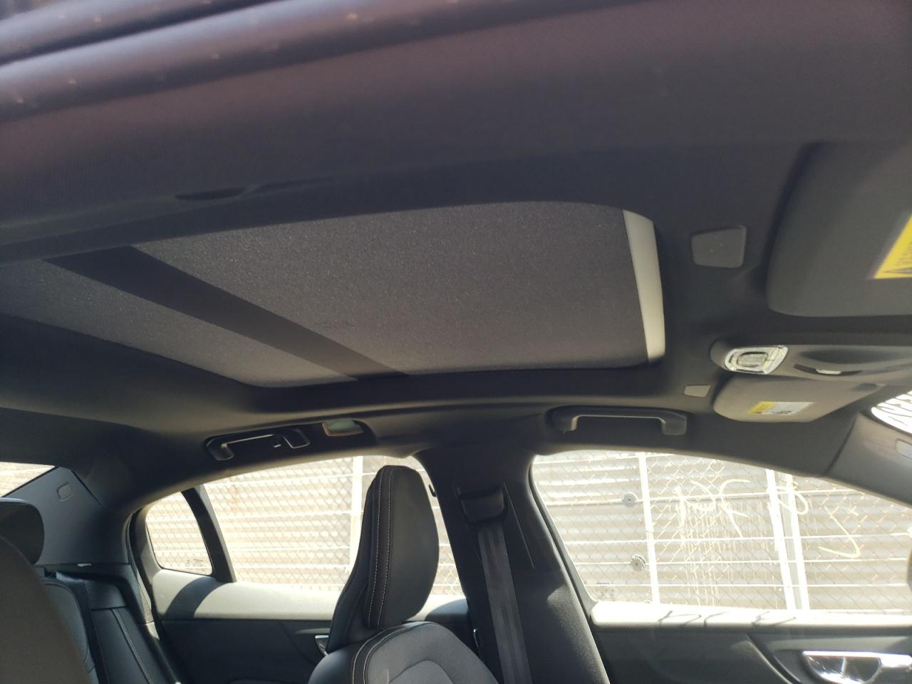 Photo 9 from auction – 2022 VOLVO S60 B5 R-D with VIN 7JRL12TMXNG154512