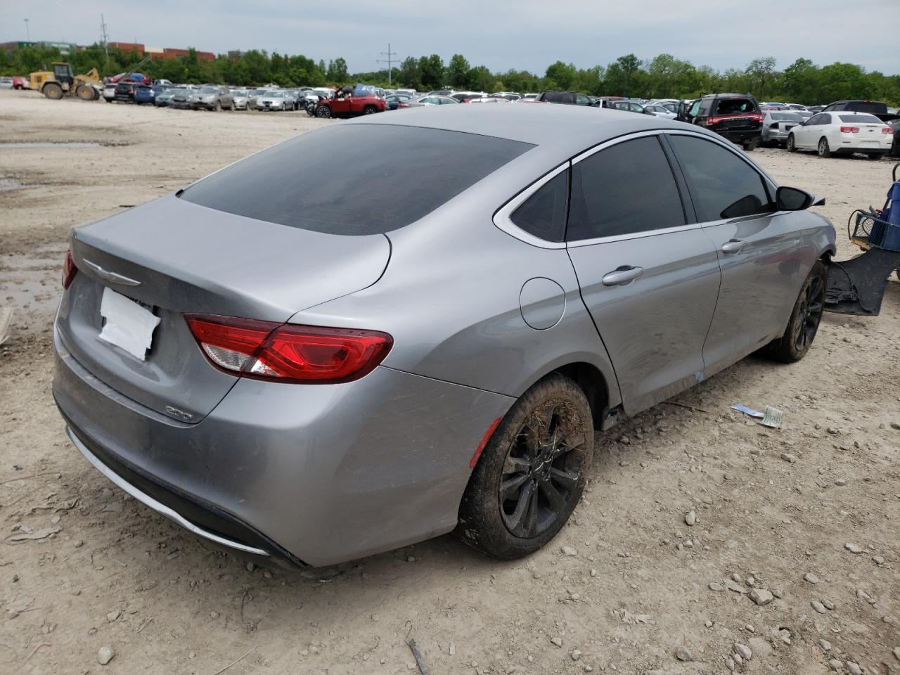 Photo 4 from auction – 2016 CHRYSLER 200 LIMITE with VIN 1C3CCCAB2GN166995