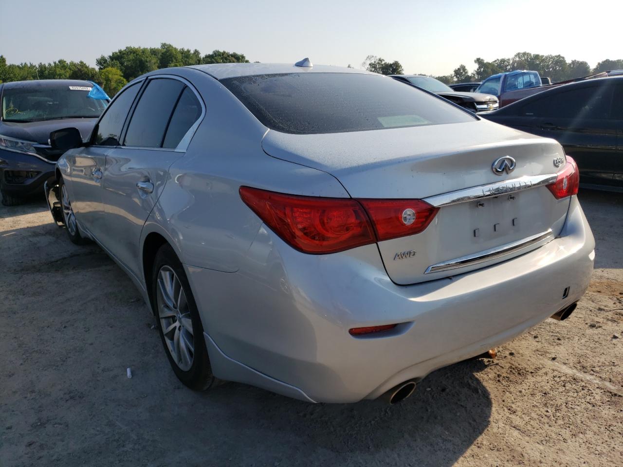 Photo 3 from auction – 2015 INFINITI Q50 BASE with VIN JN1BV7AR9FM415063