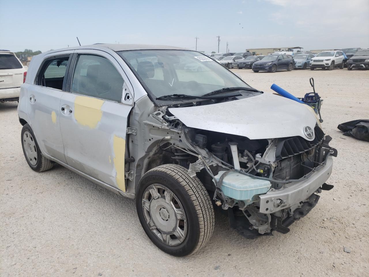 TOYOTA SCION XD 2009 with VIN JTKKU10459J045909 - Photo from auction