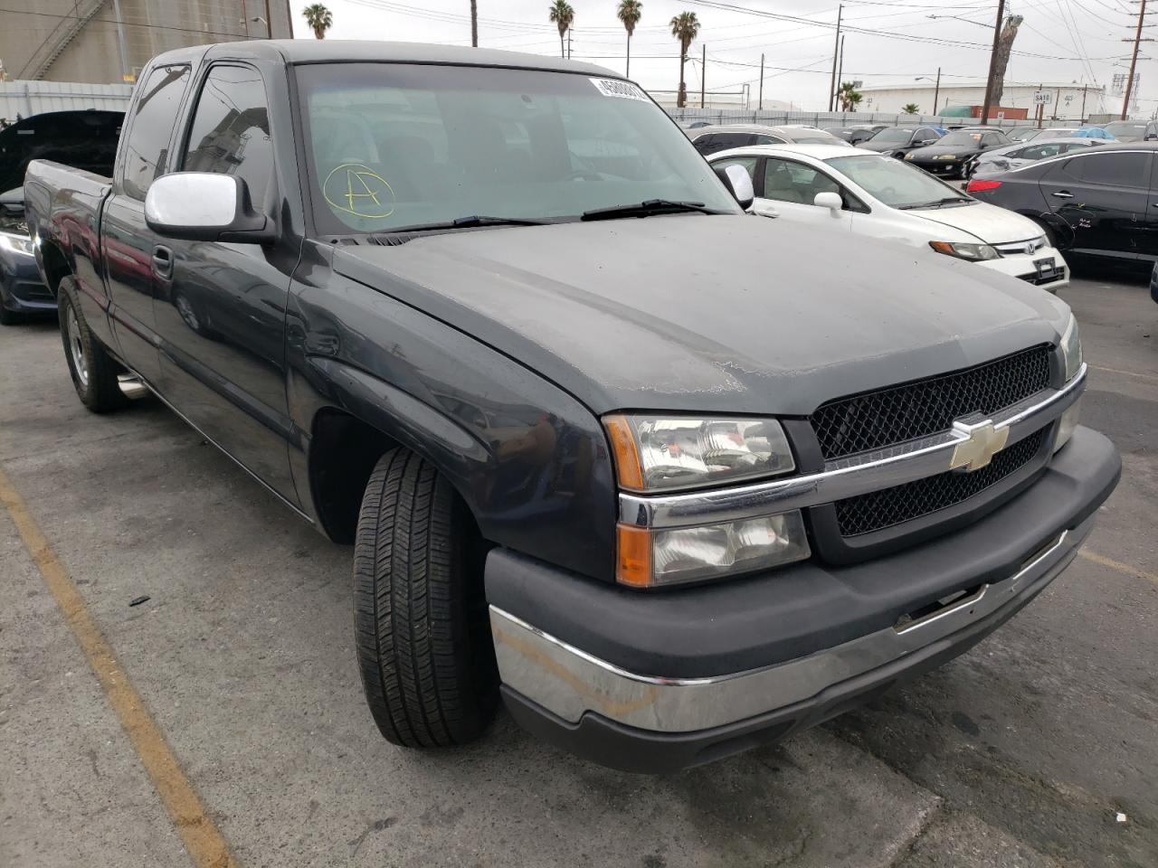 CHEVROLET SILVERADO 2004 with VIN 2GCEC19V841284201 - Photo from auction