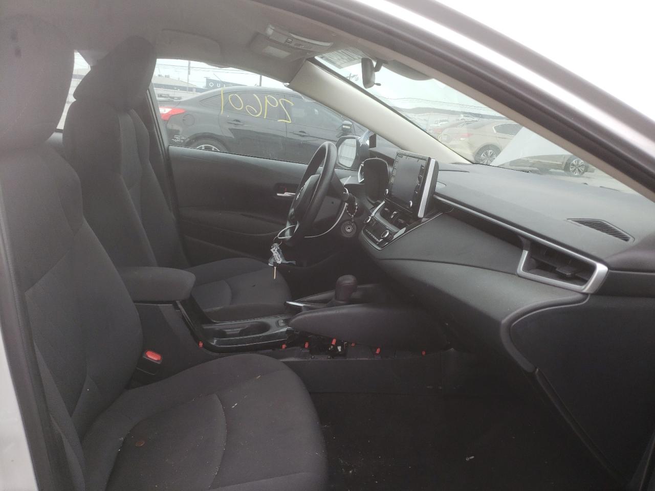 Photo 5 from auction – 2021 TOYOTA COROLLA LE with VIN 5YFEPMAE6MP203635