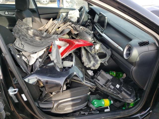 Photo 5 from auction – 2021 KIA FORTE FE with VIN 3KPF24AD7ME346654