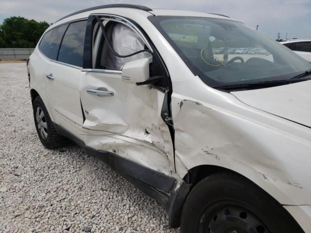 Photo 9 from auction – 2015 CHEVROLET TRAVERSE L with VIN 1GNKVJKD1FJ145364