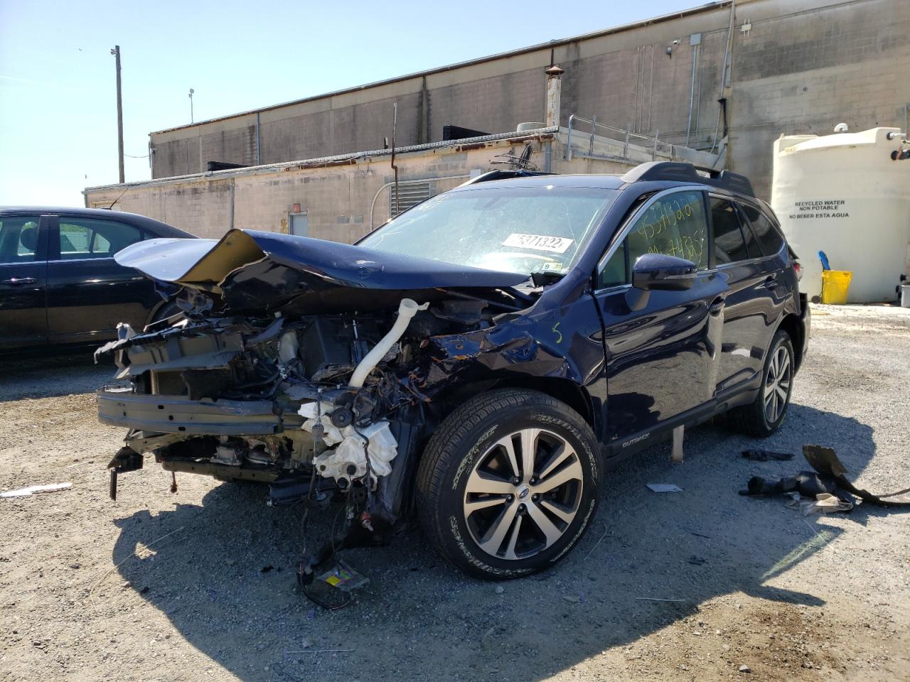 Photo 2 from auction – 2018 SUBARU OUTBACK 2. with VIN 4S4BSANC1J3219654