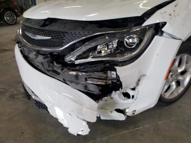 Photo 9 from auction – 2017 CHRYSLER PACIFICA T with VIN 2C4RC1BG1HR668311