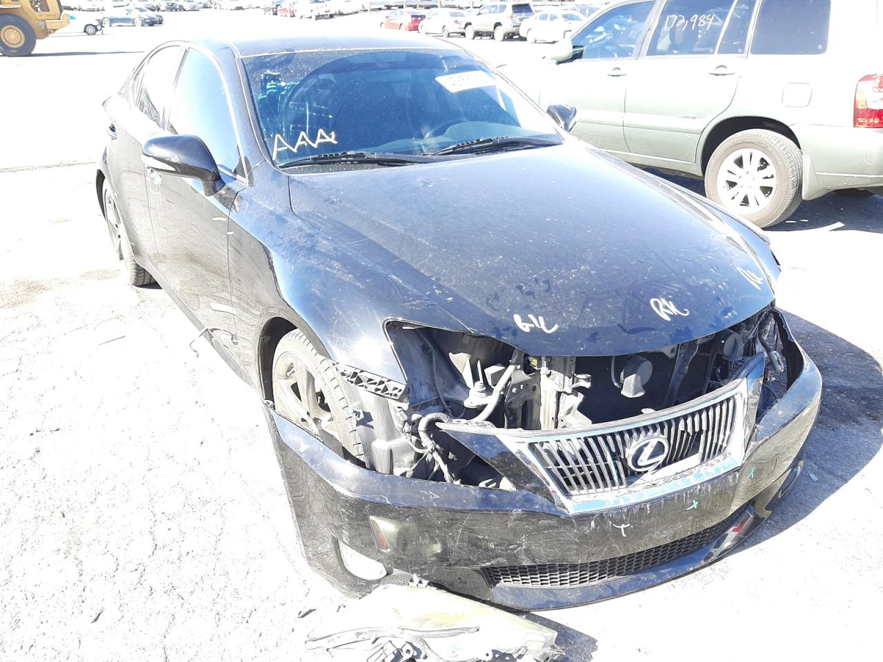 LEXUS IS 250 2009 مع رقم تعريف المركبة JTHBK262692092996 - صورة من المزاد