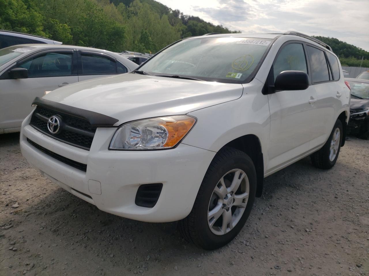 Photo 2 from auction – 2011 TOYOTA RAV4 with VIN 2T3BF4DV5BW162094
