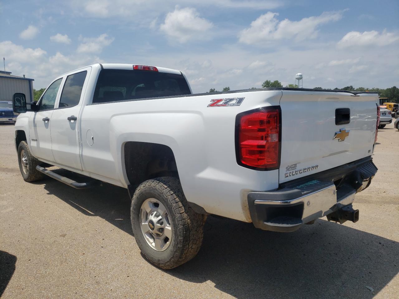 Photo 3 from auction – 2015 CHEVROLET SILVERADO with VIN 1GC1KVE82FF123525