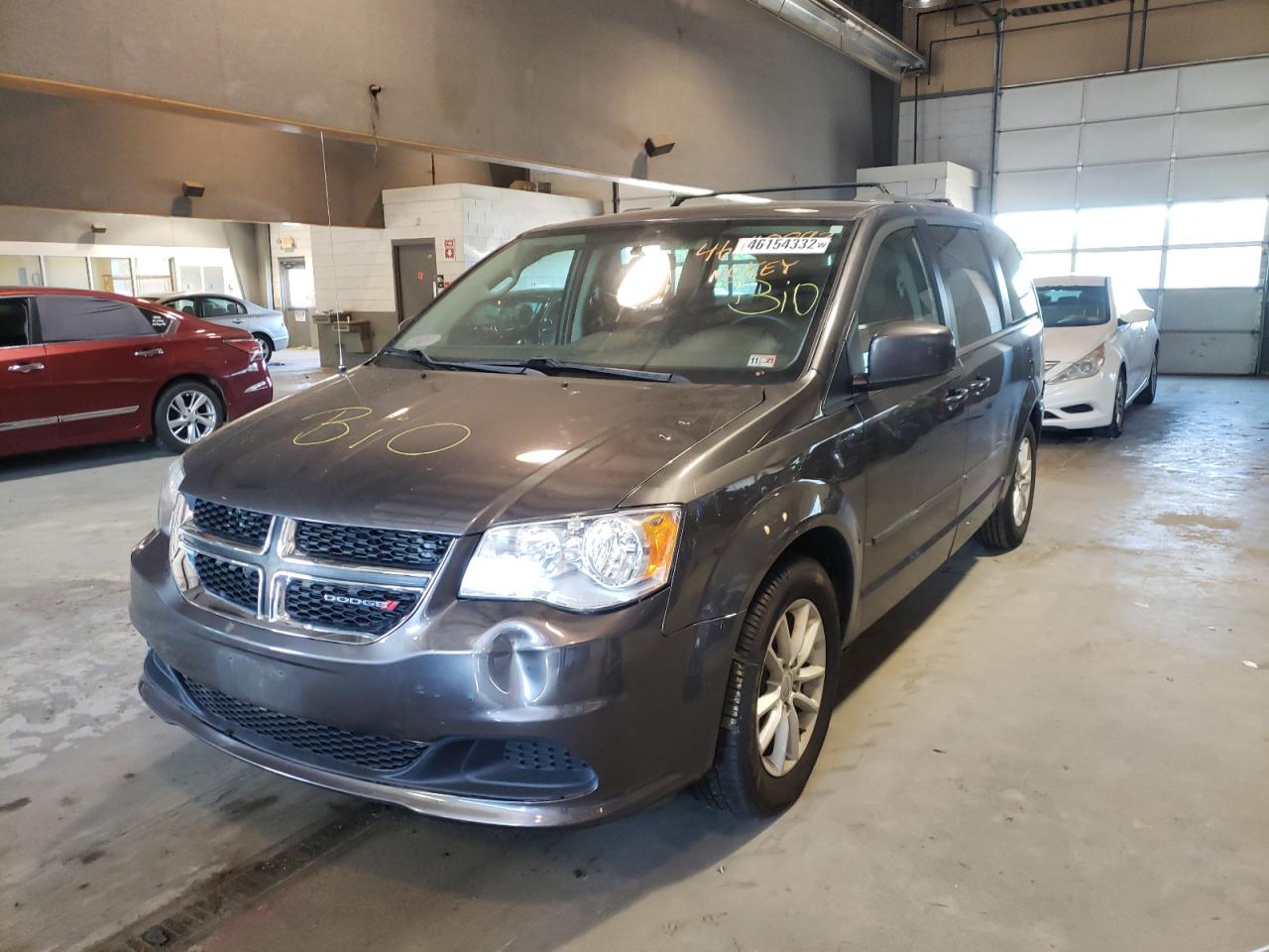 Photo 2 from auction – 2016 DODGE GRAND CARA with VIN 2C4RDGCG3GR330017