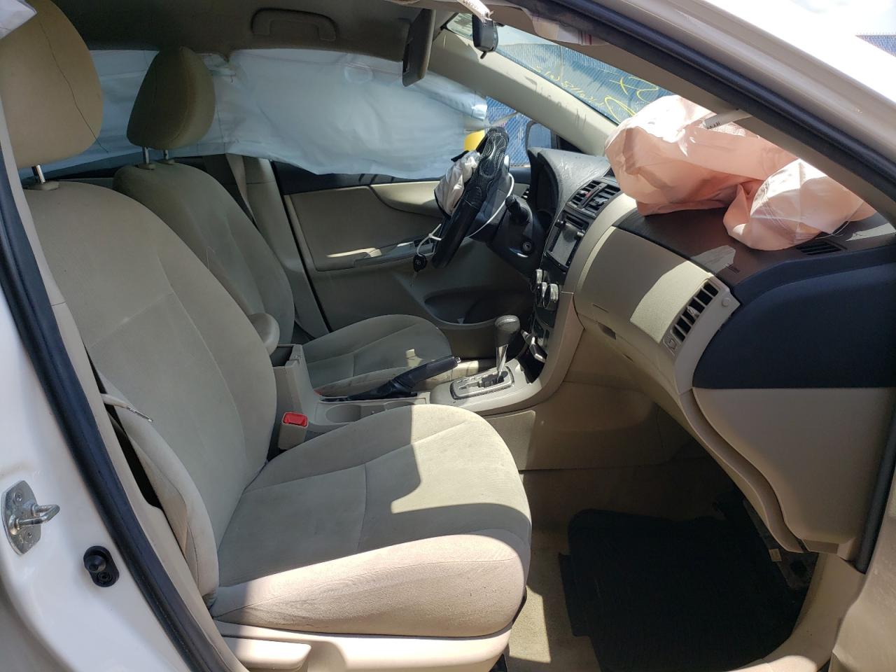Photo 19 from auction – 2013 TOYOTA COROLLA BA with VIN 2T1BU4EE8DC942303