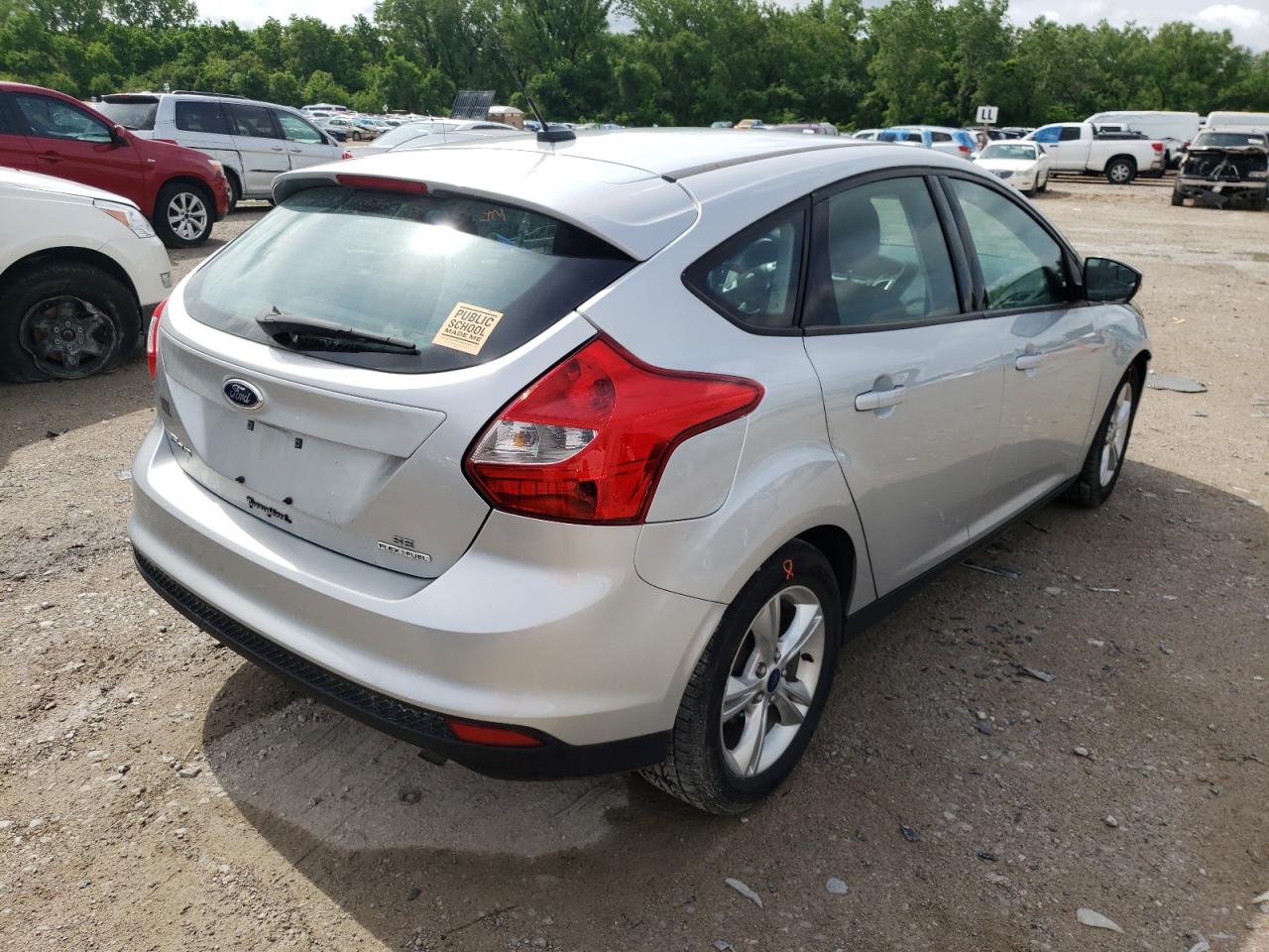 Photo 4 from auction – 2014 FORD FOCUS SE with VIN 1FADP3K28EL373148