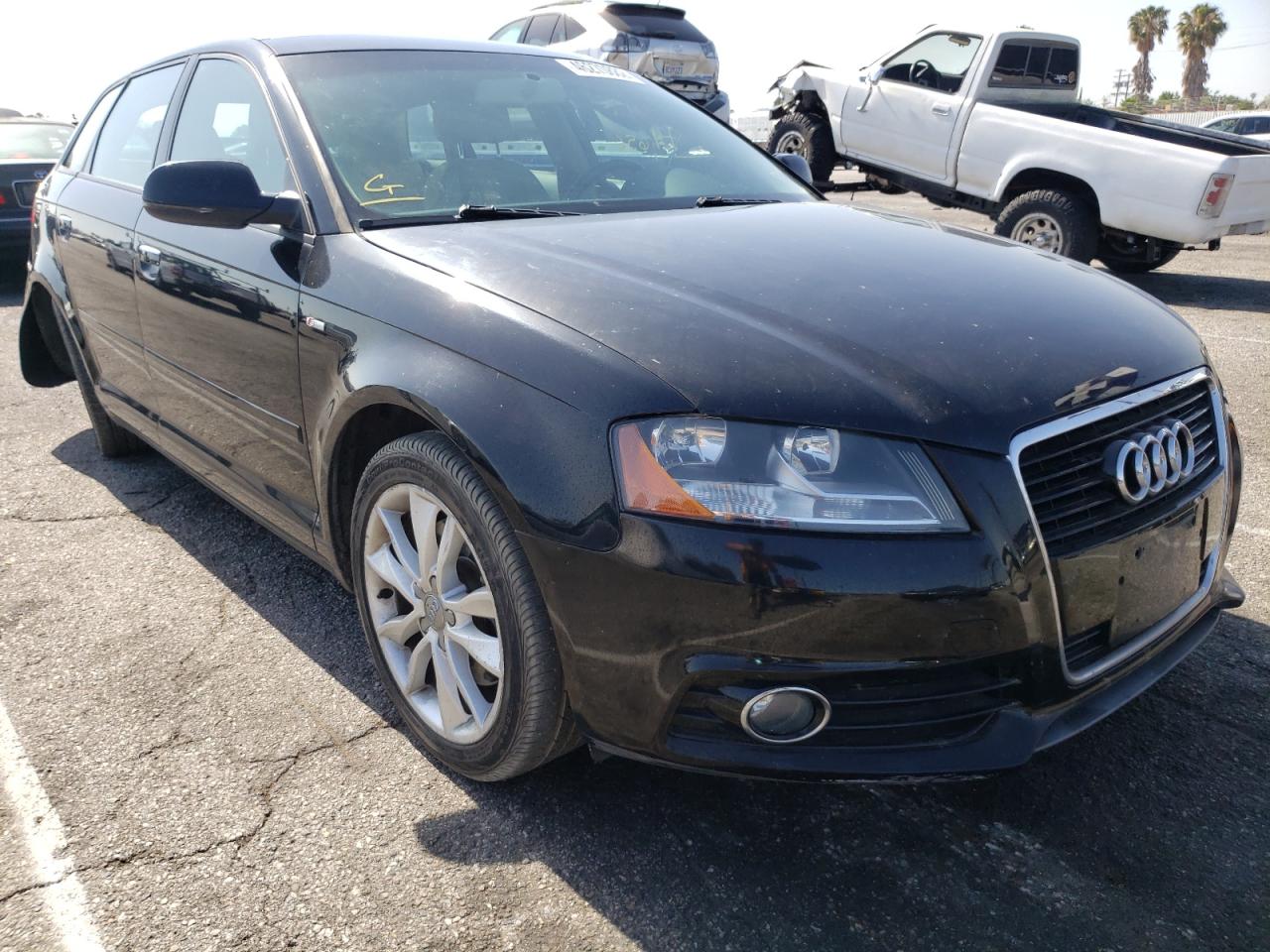 AUDI A3 PREMIUM 2013 with VIN WAUBEAFM4DA013843 - Photo from auction
