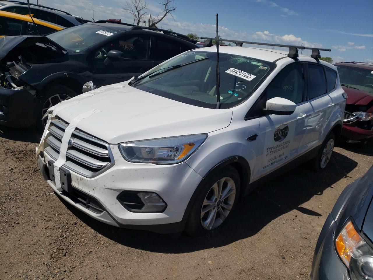 Photo 2 from auction – 2017 FORD ESCAPE SE with VIN 1FMCU9GDXHUB02338