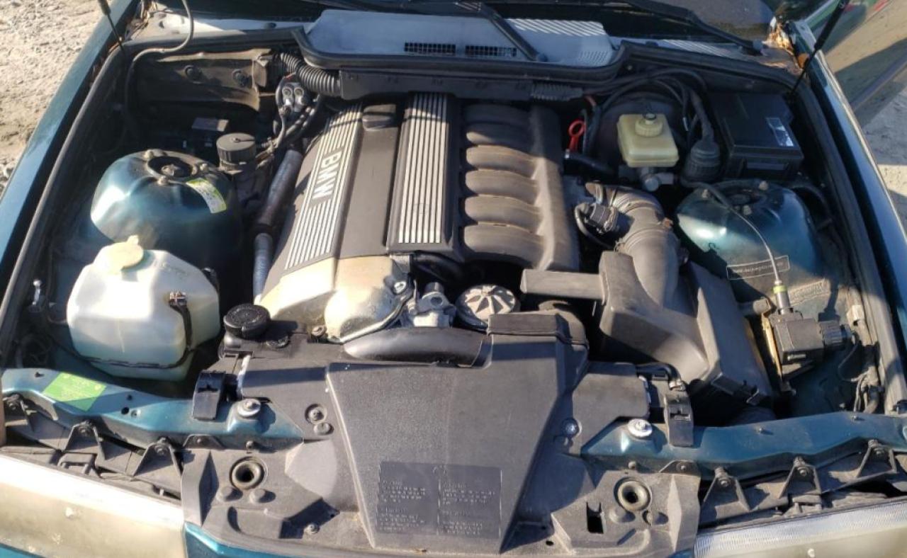 Photo 7 from auction – 1995 BMW 325 IC with VIN WBABJ5322SJC81554