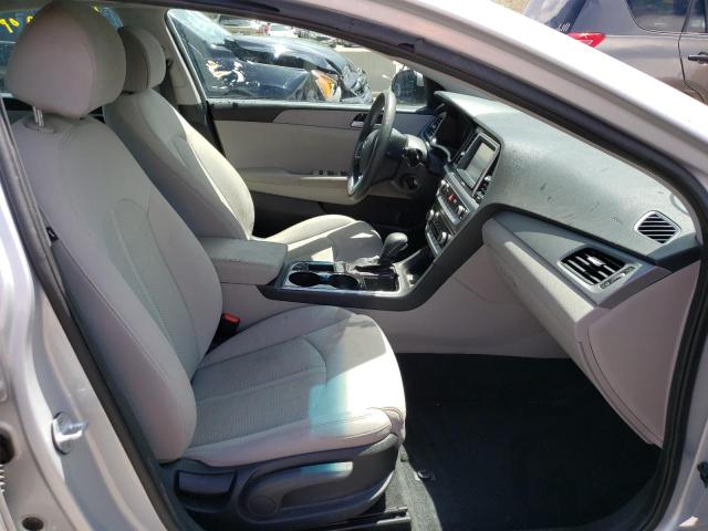 Photo 5 from auction – 2019 HYUNDAI SONATA SE with VIN 5NPE24AF4KH792993