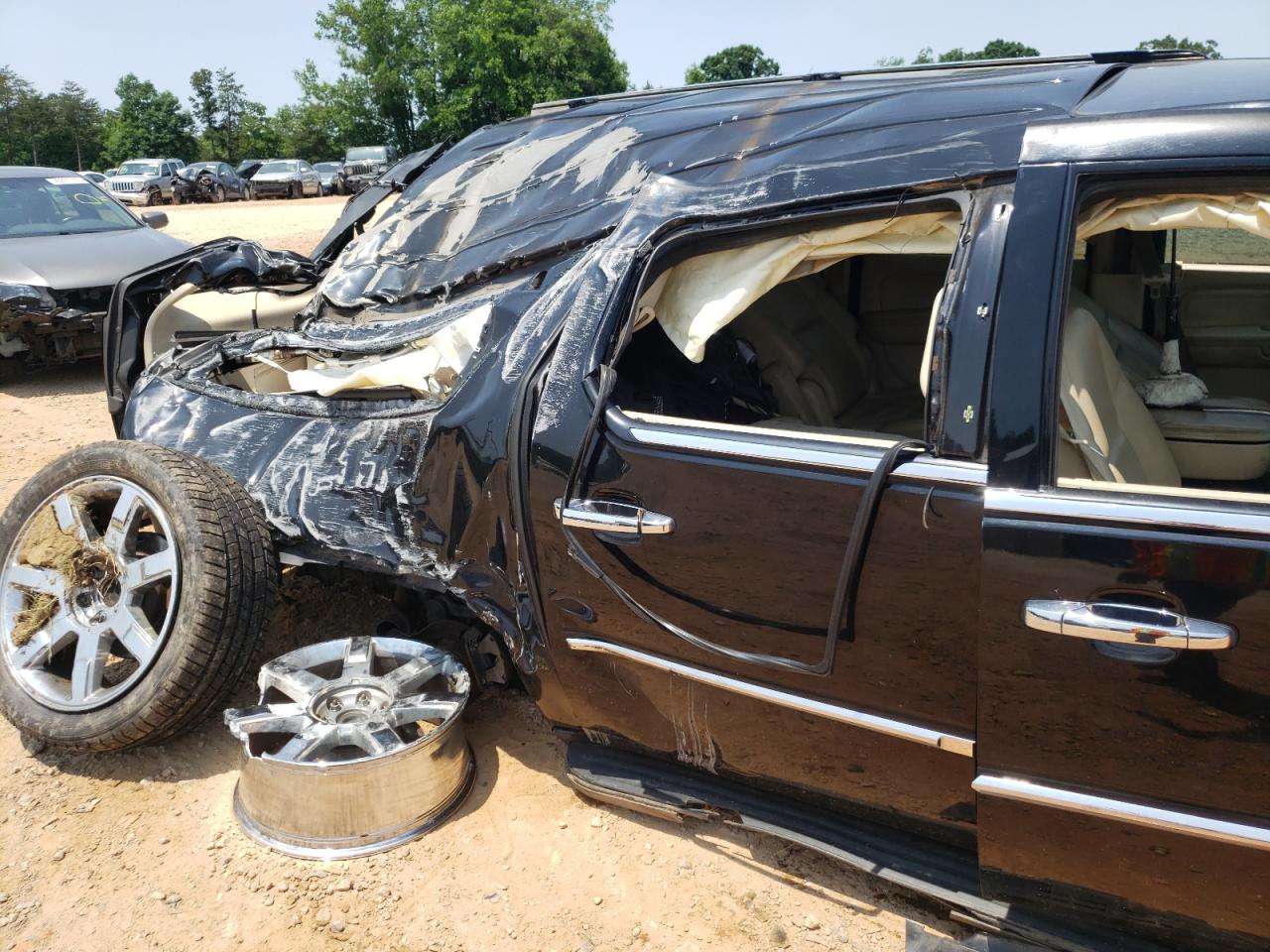 Photo 9 from auction – 2008 CADILLAC ESCALADE E with VIN 1GYFK66868R117832
