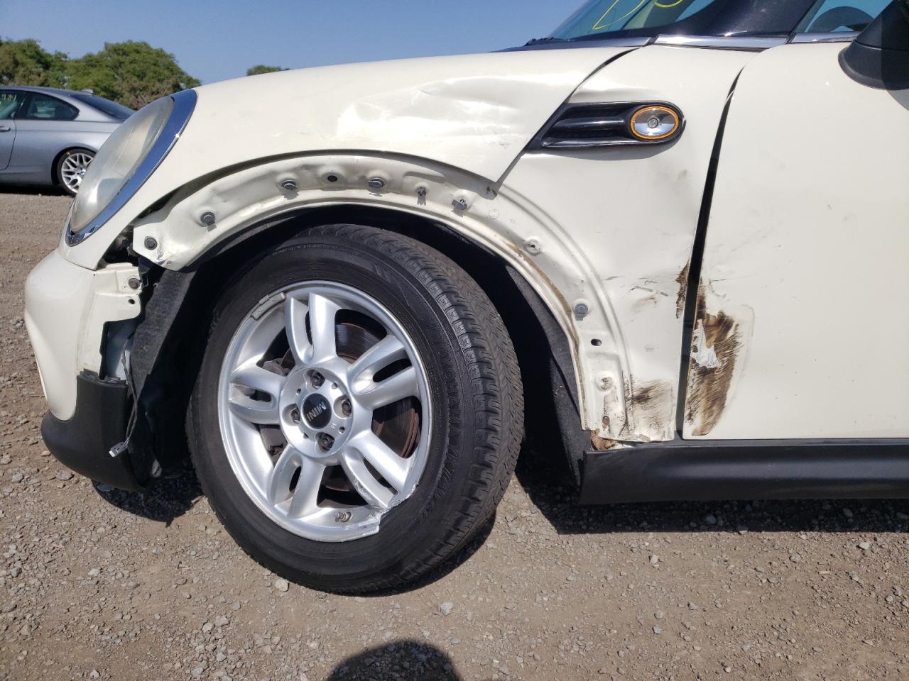 Photo 9 from auction – 2012 MINI COOPER with VIN WMWSU3C52CT261412