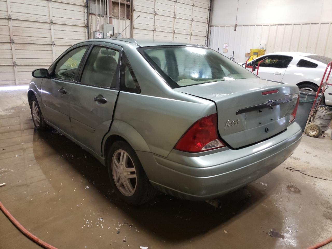 Photo 3 from auction – 2003 FORD FOCUS SE C with VIN 1FAFP34383W155463