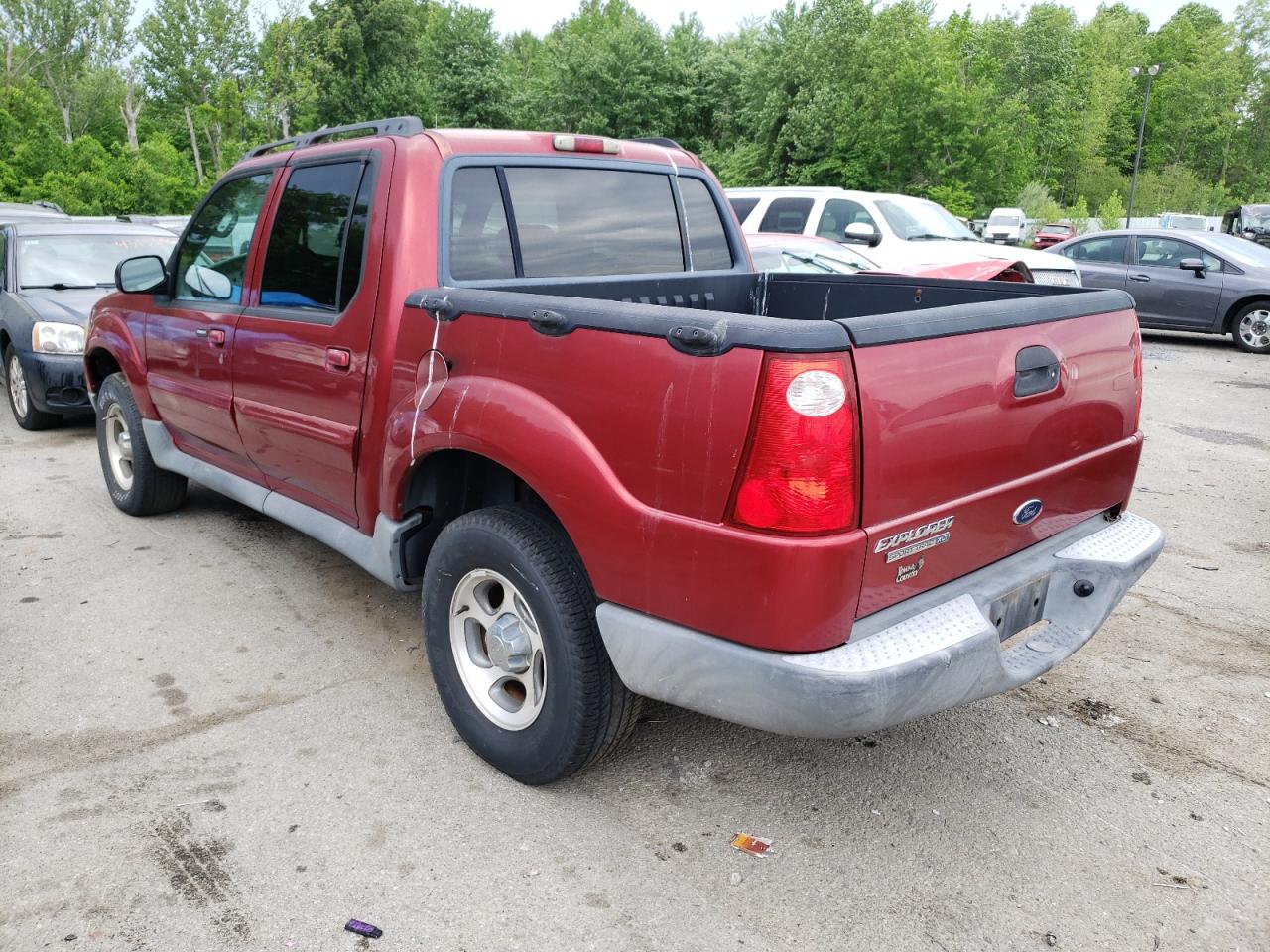 Photo 3 from auction – 2004 FORD EXPLORER S with VIN 1FMZU67K44UB81233