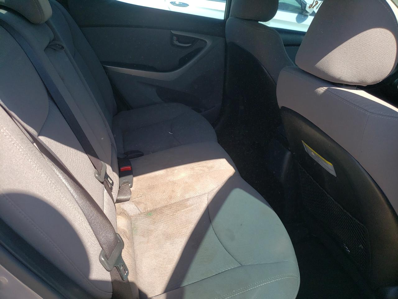 Photo 6 from auction – 2015 HYUNDAI ELANTRA SE with VIN KMHDH4AE3FU224713