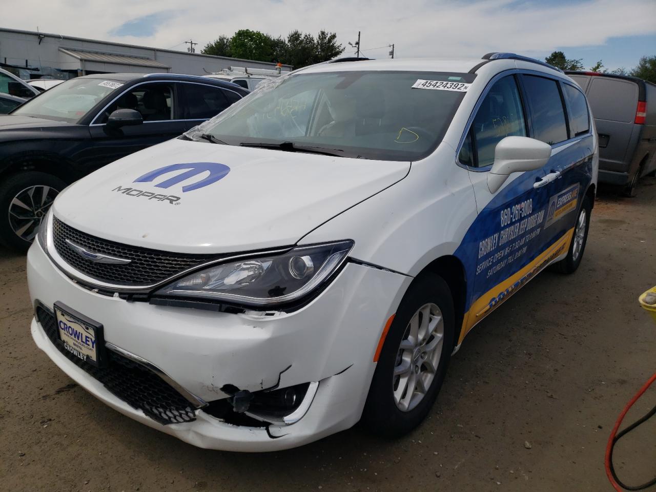 Photo 2 from auction – 2020 CHRYSLER PACIFICA T with VIN 2C4RC1BG2LR142987
