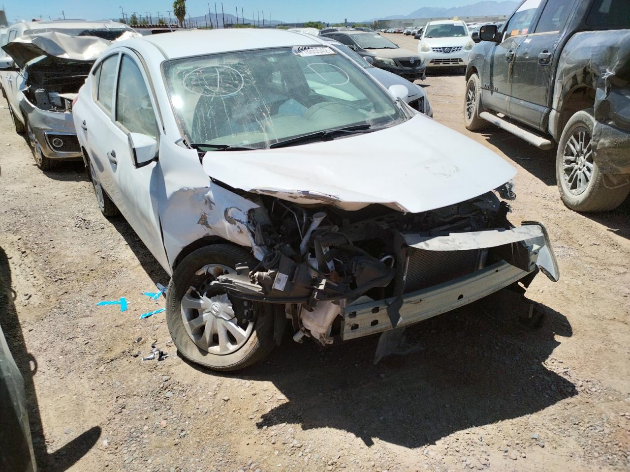 Photo 1 from auction – 2019 NISSAN VERSA S with VIN 3N1CN7AP2KL819765