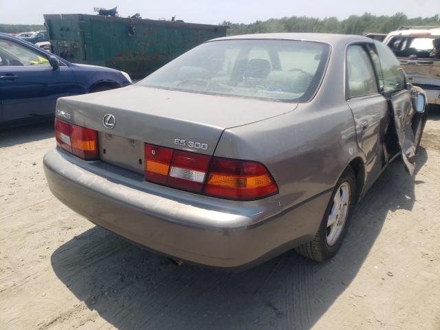 Photo 4 from auction – 1997 LEXUS ES 300 with VIN JT8BF22G2V0075348