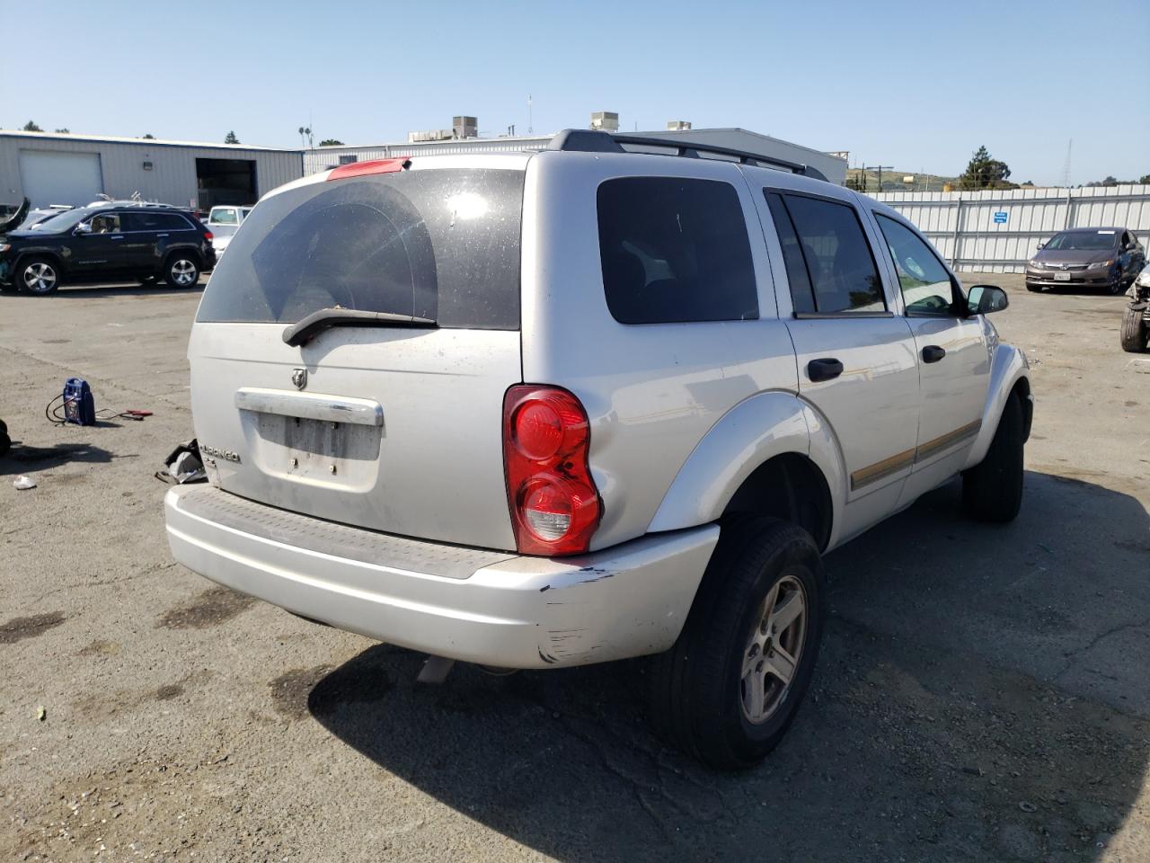 Photo 4 from auction – 2004 DODGE DURANGO SL with VIN 1D4HD48N94F229975