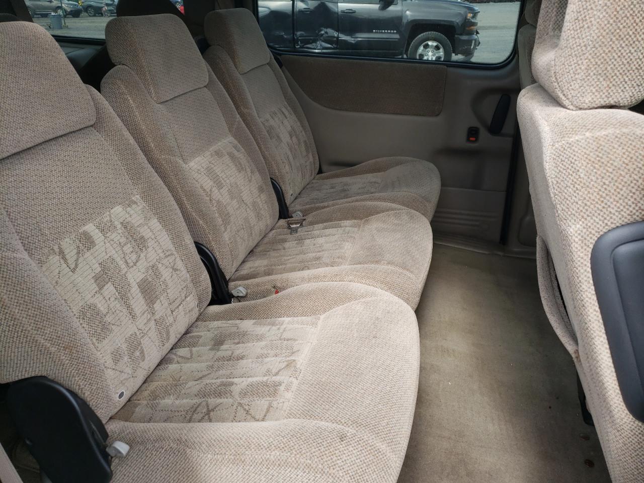 Photo 6 from auction – 2002 PONTIAC MONTANA with VIN 1GMDX03E22D271928