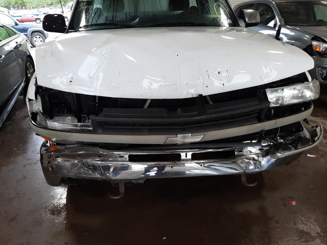 Photo 20 from auction – 2000 CHEVROLET SILVERADO with VIN 1GCEK14TXYE421619
