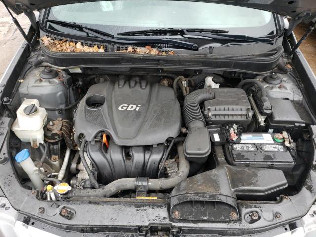 Photo 7 from auction – 2012 HYUNDAI SONATA SE with VIN 5NPEC4AC4CH389004