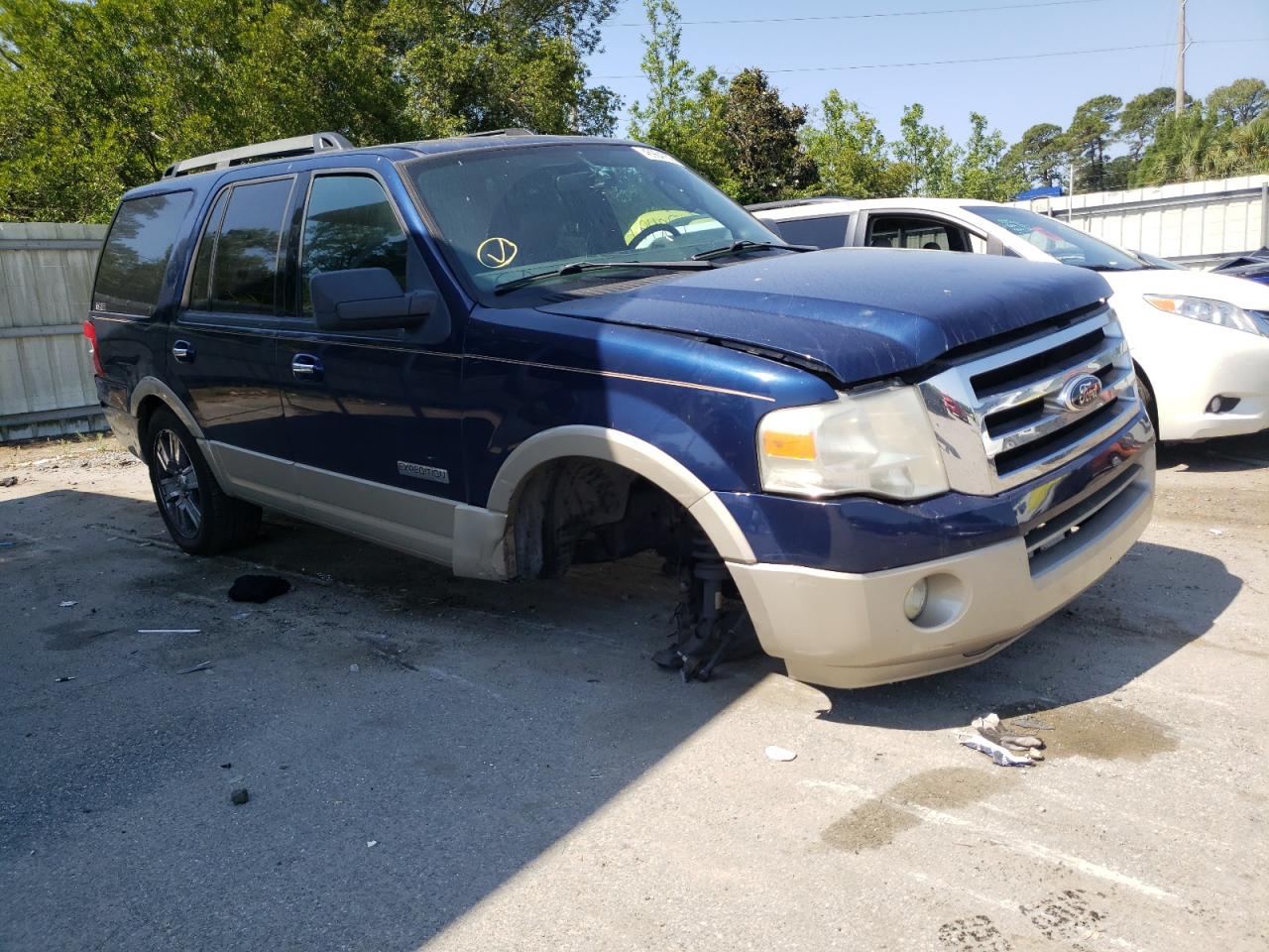FORD EXPEDITION 2007 with VIN 1FMFU17597LA04414 - Photo from auction