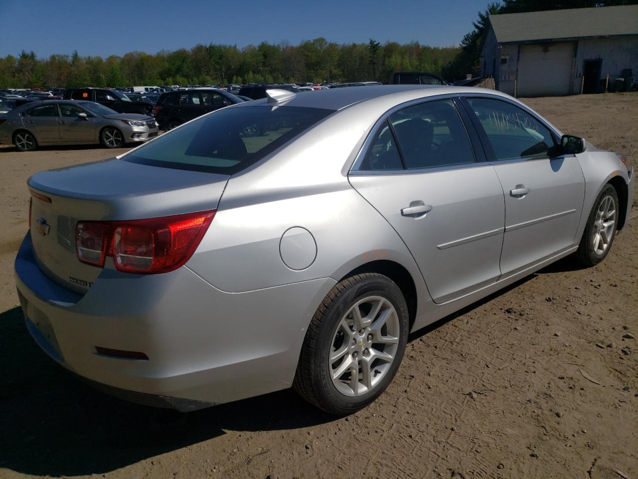 Photo 4 from auction – 2016 CHEVROLET MALIBU LIM with VIN 1G11C5SA4GF126330