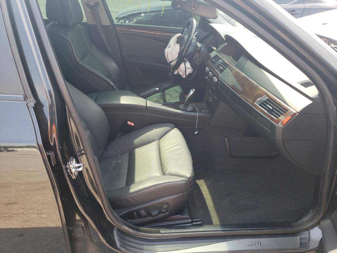 Photo 5 from auction – 2009 BMW 528 I with VIN WBANU53569C117928