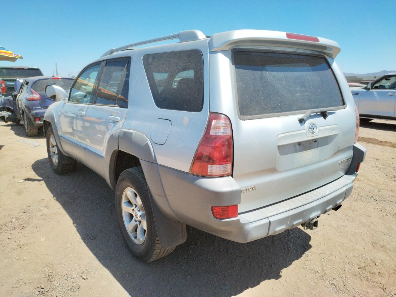 Photo 3 from auction – 2003 TOYOTA 4RUNNER SR with VIN JTEZU14R530002708