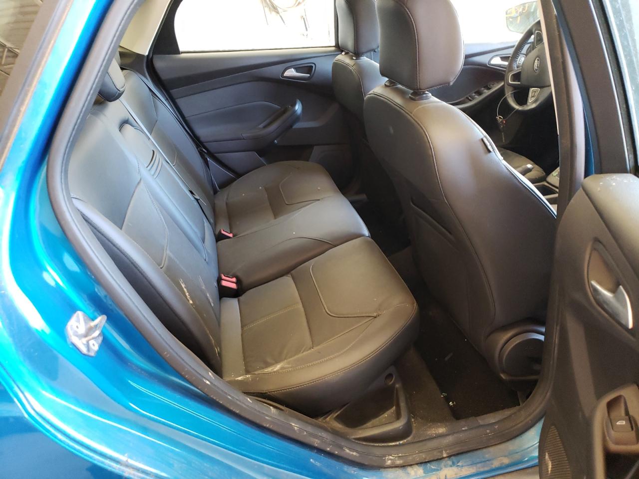Photo 6 from auction – 2016 FORD FOCUS SE with VIN 1FADP3F25GL226492
