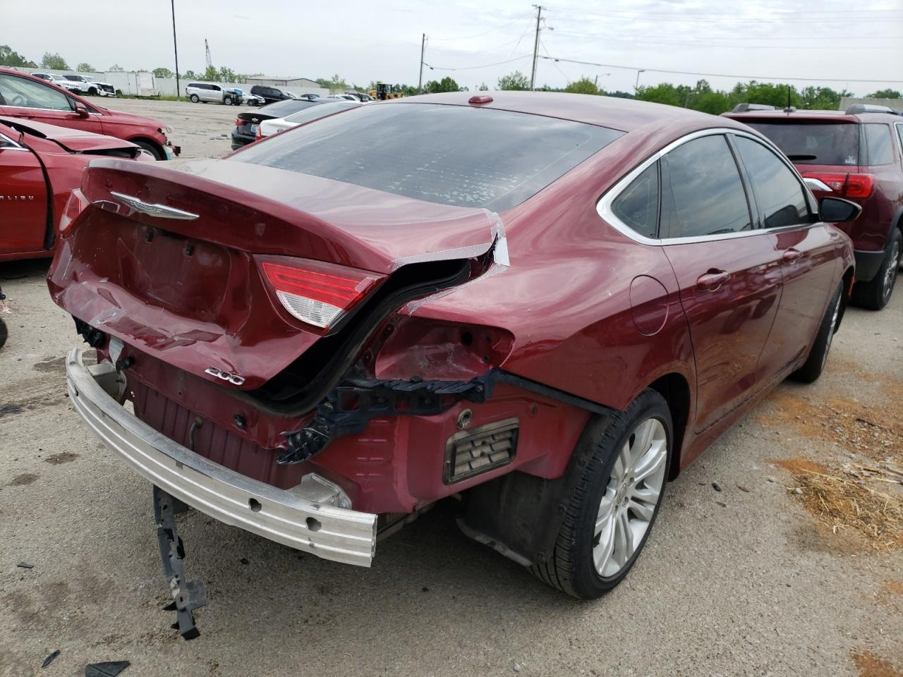 Photo 4 from auction – 2015 CHRYSLER 200 LIMITE with VIN 1C3CCCAB5FN527702