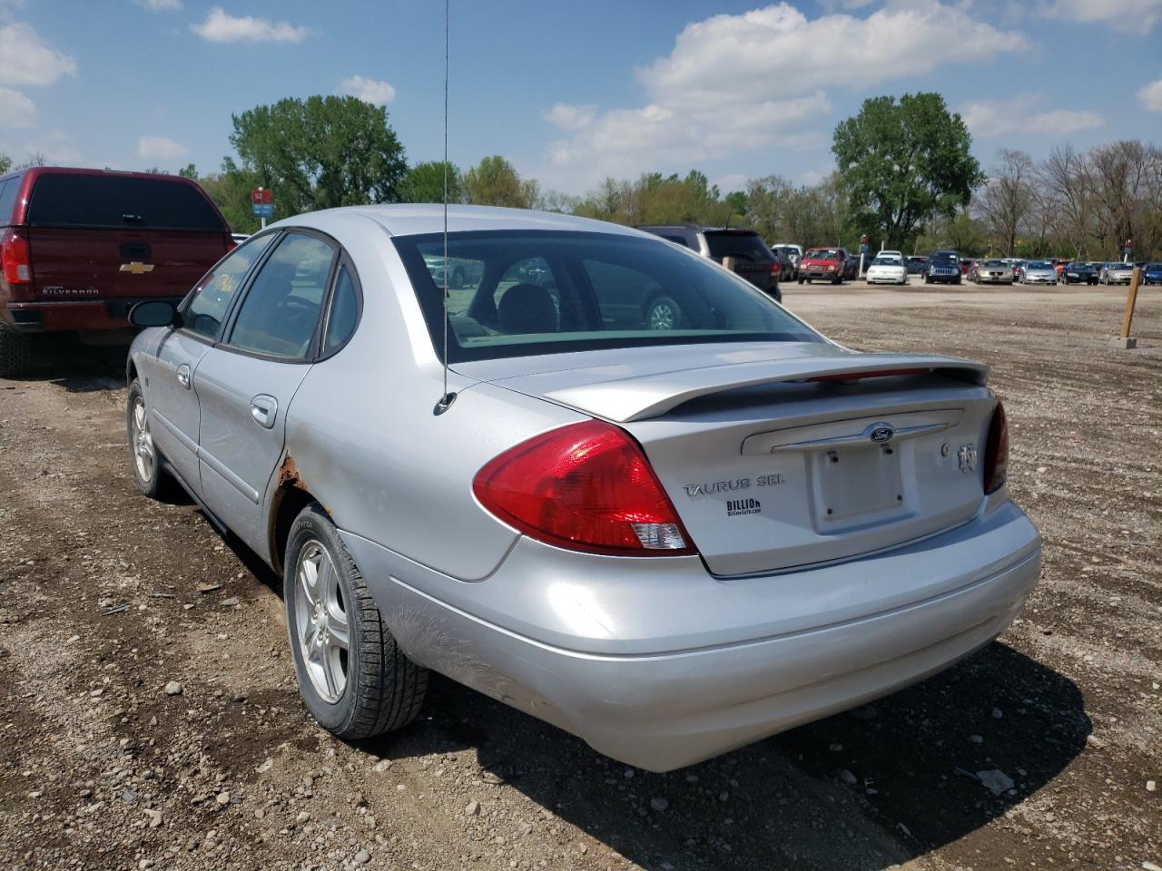 Photo 3 from auction – 2002 FORD TAURUS SEL with VIN 1FAHP56S52G271267