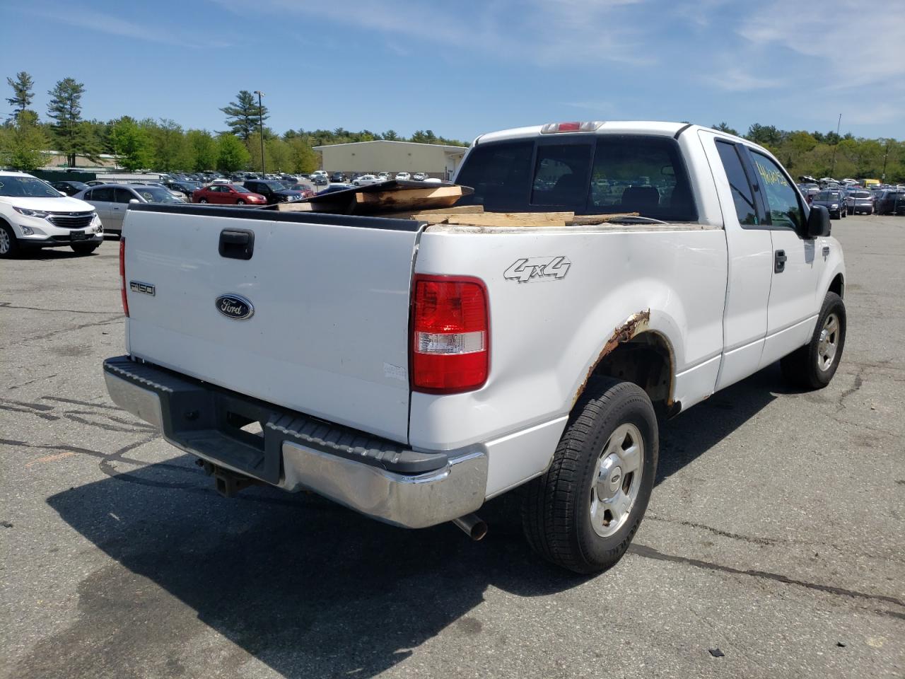 Photo 4 from auction – 2004 FORD F150 with VIN 1FTPX14514NA23687
