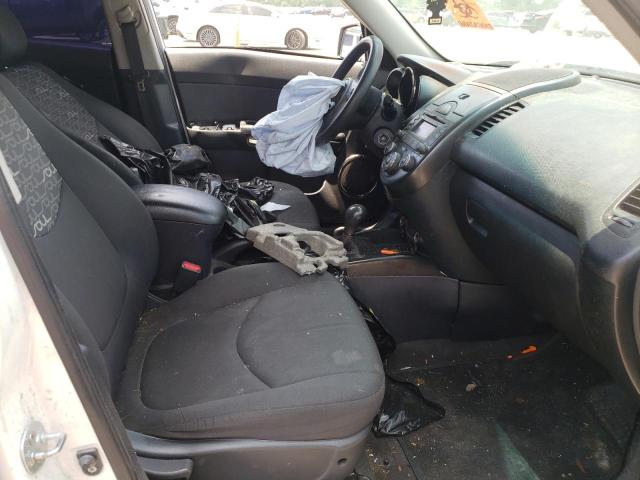 Photo 5 from auction – 2011 KIA SOUL with VIN KNDJT2A25B7260878