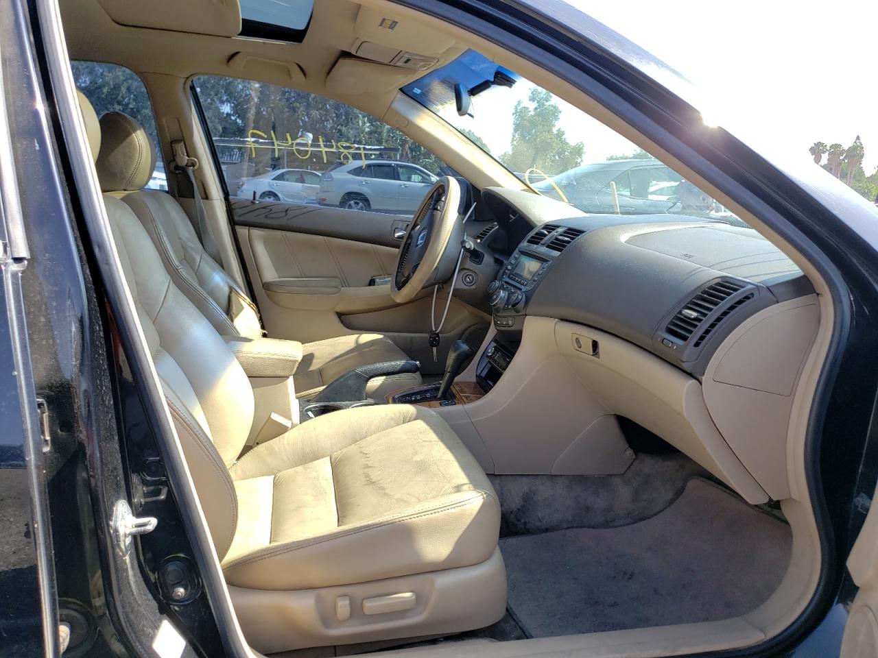 Photo 5 from auction – 2005 HONDA ACCORD EX with VIN 1HGCM66535A048618