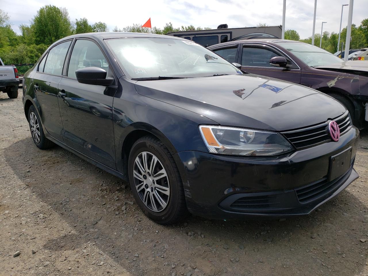 Photo 1 from auction – 2013 VOLKSWAGEN JETTA BASE with VIN 3VW2K7AJ7DM287193