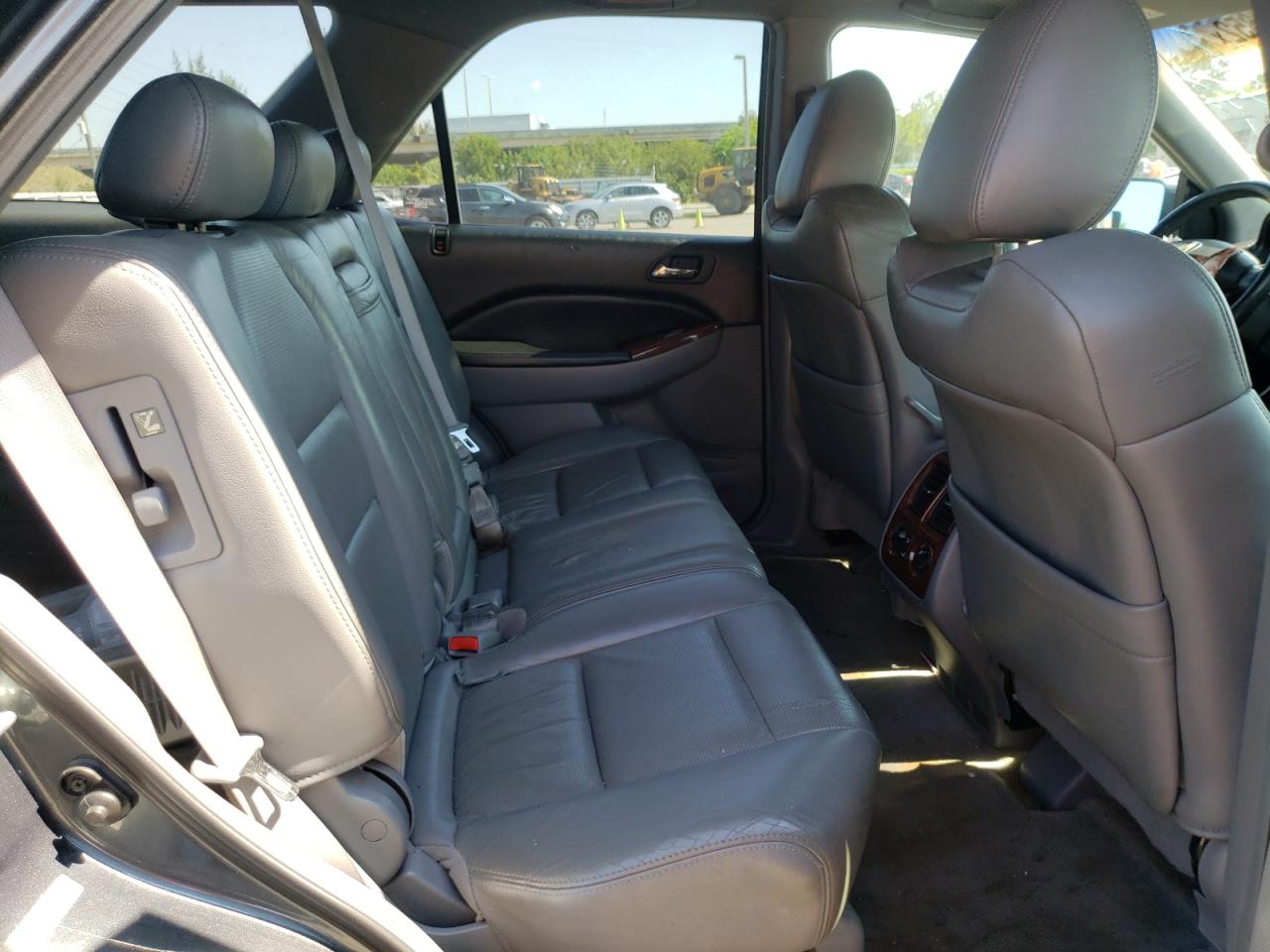Photo 18 from auction – 2006 ACURA MDX with VIN 2HNYD18246H548844