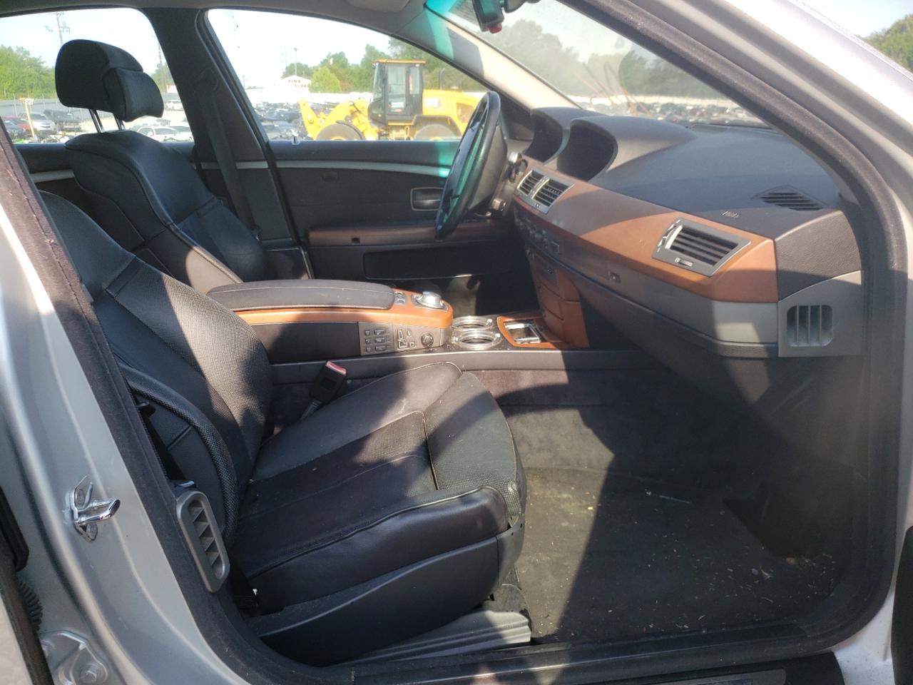 Photo 5 from auction – 2003 BMW 745 I with VIN WBAGL63423DP64563