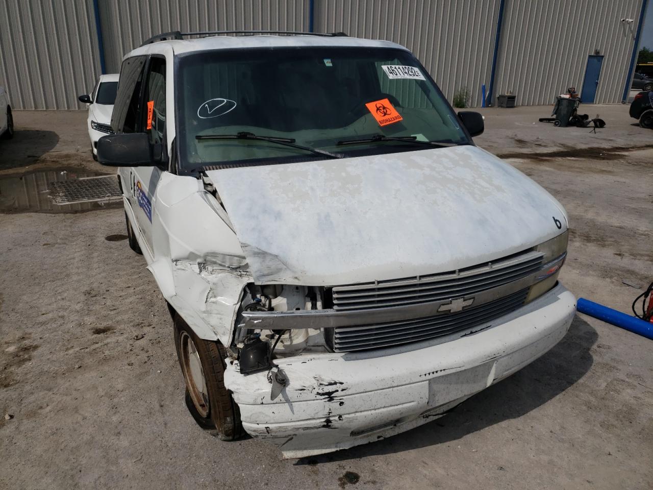 Photo 20 from auction – 2001 CHEVROLET ASTRO with VIN 1GNDM19W41B119153