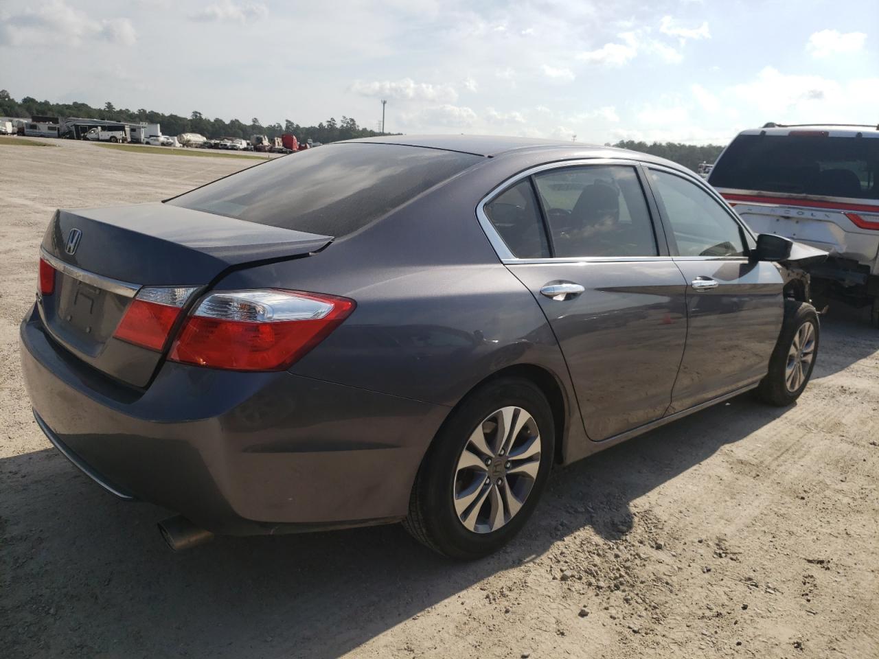 Photo 4 from auction – 2014 HONDA ACCORD LX with VIN 1HGCR2F33EA285408